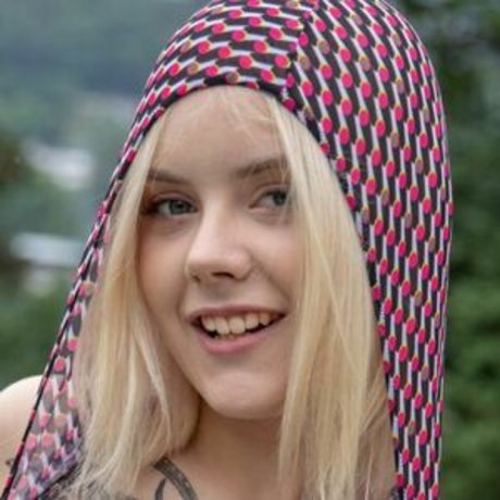 Emily Cutie 素敵なスター 写真