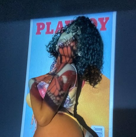 Emmmyxo ホットなポルノスター 画像