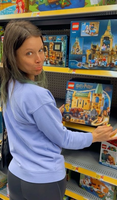 Kora Raw ポルノスター 裸 写真