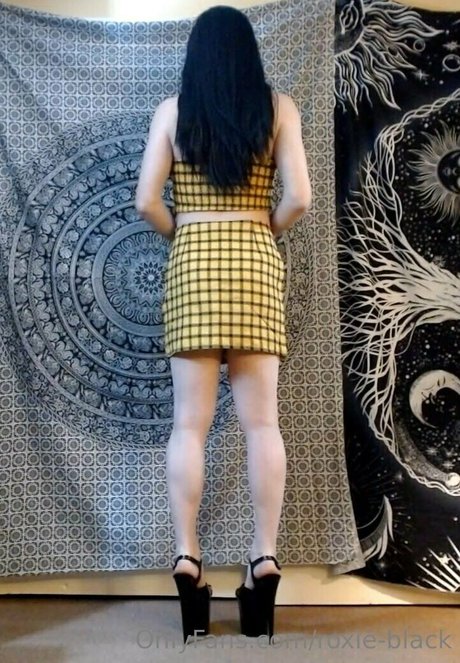 roxie black ポルノスター エロティック 画像