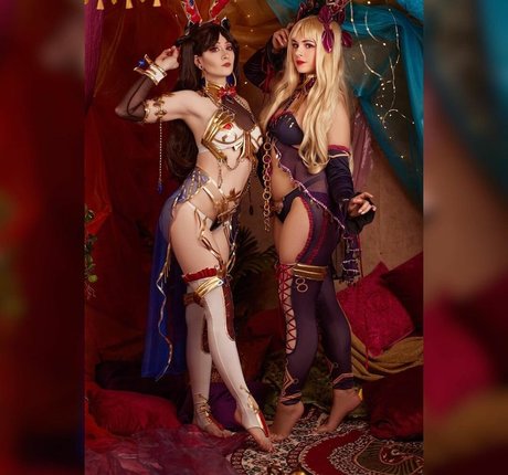 Timbercosplay ポルノスター 美しい 写真