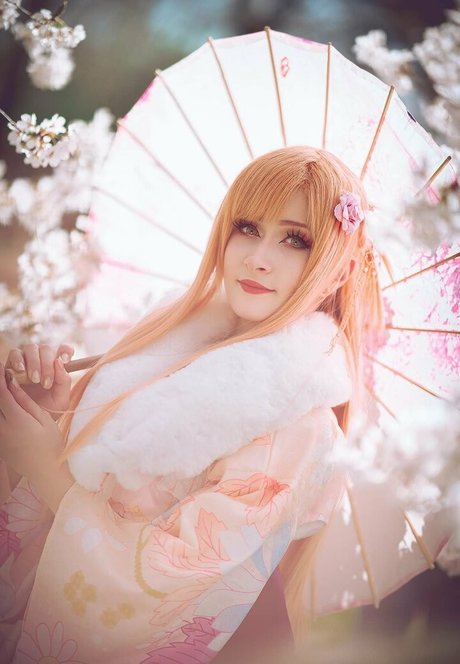 Timbercosplay セクシーモデル 写真