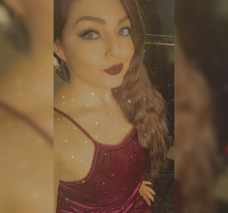 チンコを持つ女たち OnlyFans ポルノ 写真