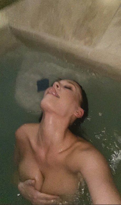 Michelleyroo ホットなモデル アーカイブ