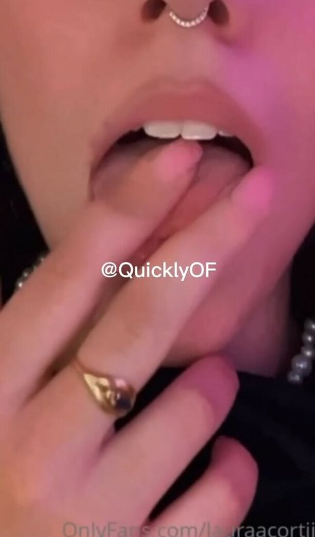 Laura Corti 素敵なスター アーカイブ