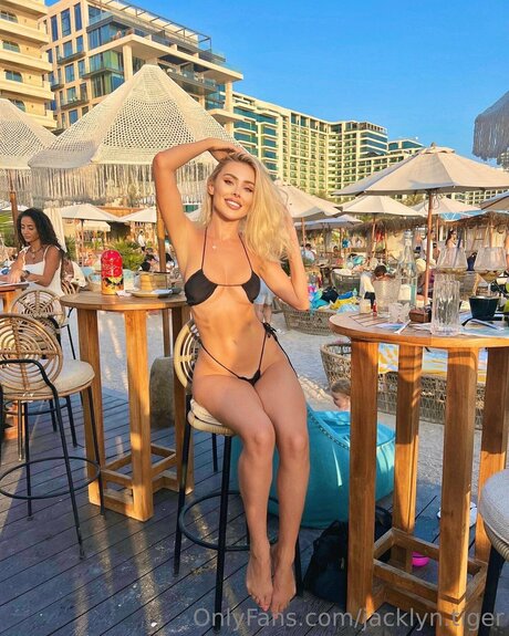 妻のアナルOnlyFans セクシーヌード 写真