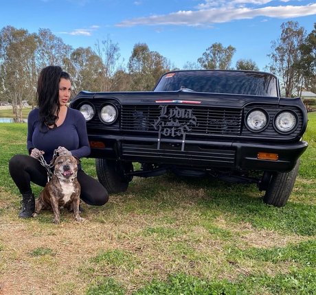 公共の場での猫のOnlyFans セックス 写真