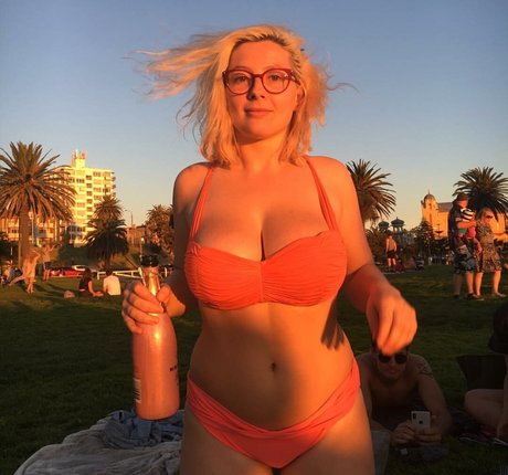 ブラック・ポーグ・オンリーファンズ ホットセックス 写真