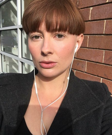 巨乳とお尻のOnlyFans アートヌード アーカイブ