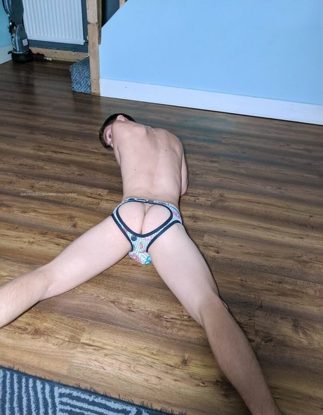 毛深い妊婦OnlyFans xxx 画像