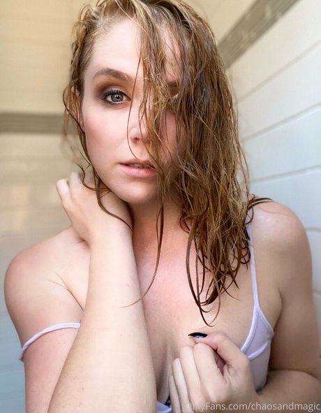 張りのあるおっぱいOnlyFans 裸 画像