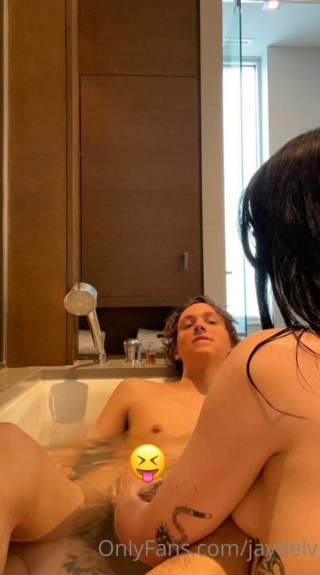 曲線美の黒檀OnlyFans エロチック 画像