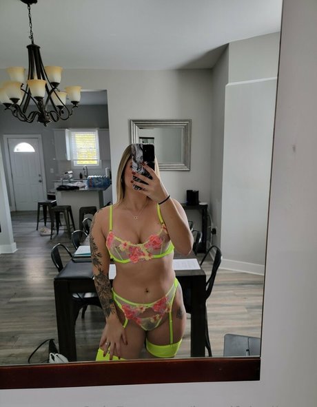 hotwifelexilovex ポルノモデル ギャラリー