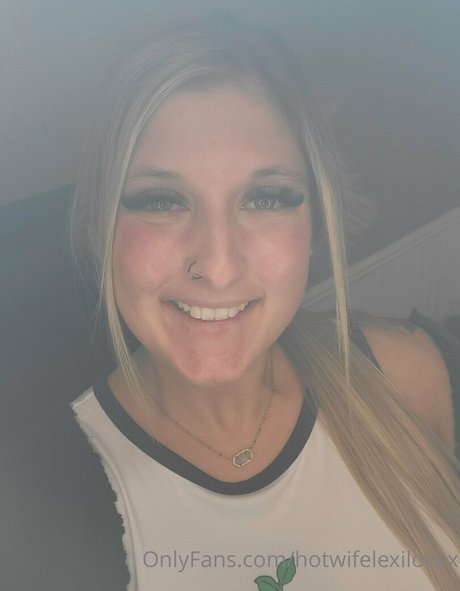 ランジェリーベイビーOnlyFans ポルノグラフィック 写真