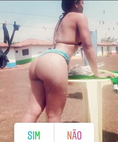 Leyla Britto ポルノスター ヌード アーカイブ