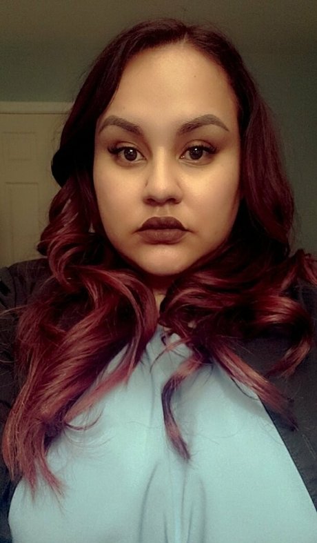 ニューハーフ 熟女 OnlyFans ホットヌード 写真