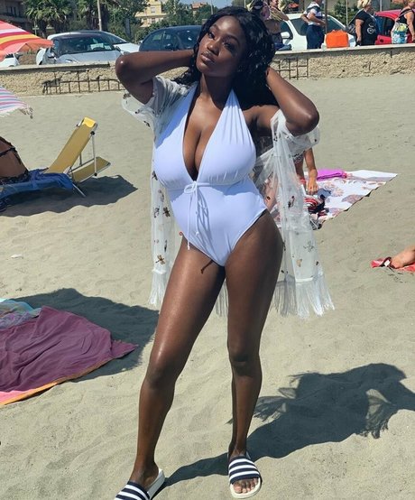 アマチュアアジア人OnlyFans ホットヌード 写真