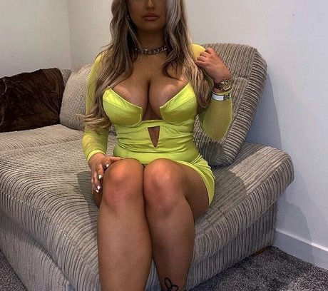 Elizabeth Taylor ポルノスター エロティック 画像