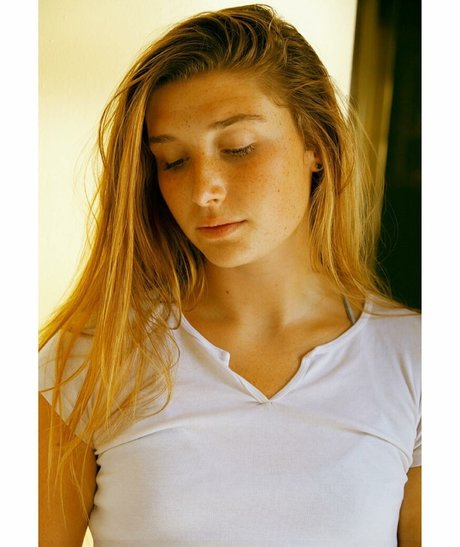 angelicbby2 セクシーなスター 写真