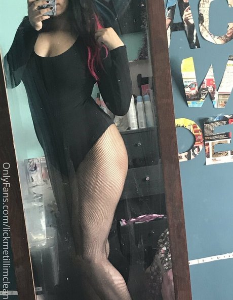 ニューハーフ POV OnlyFans 素敵 写真