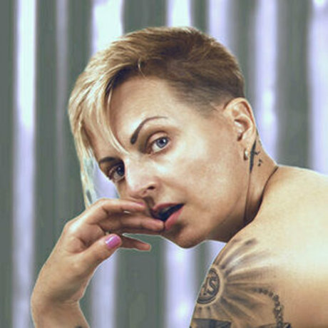 oliviezizkova 完璧なスター 写真