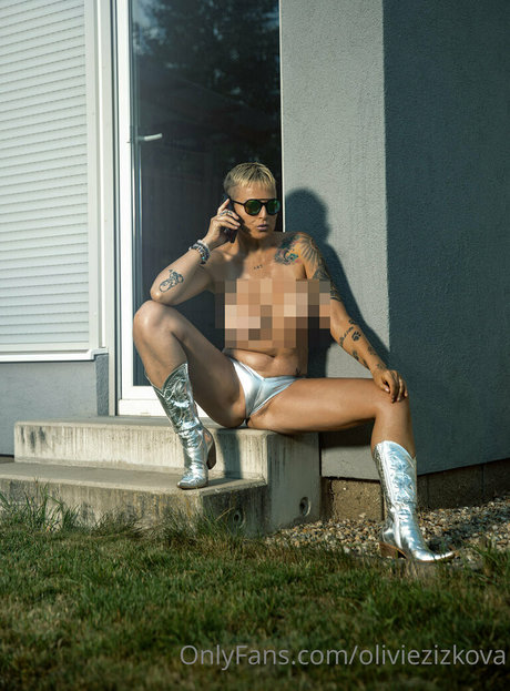 サッカーママOnlyFans 無料 写真