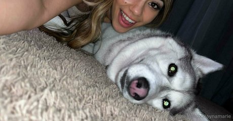 ティーンフィンガリングOnlyFans トップ 写真