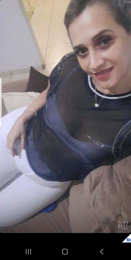 Helen Cristina ポルノスター 裸 写真