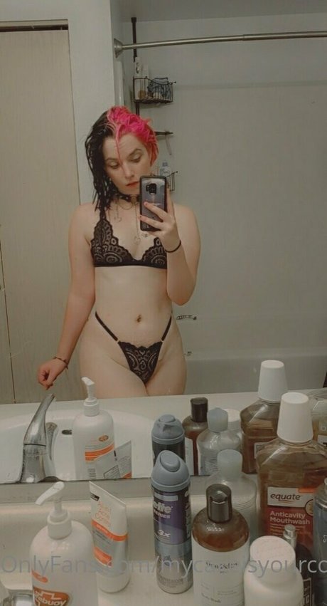 mycakeisyourconfectionto エロティック女優 画像