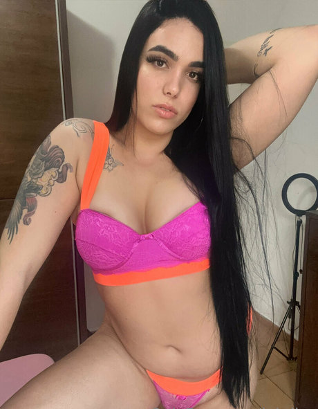 luhdias ヌードモデル ギャラリー