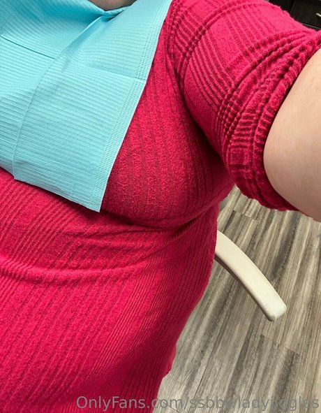 ssbbwladyjiggles ヌード女優 写真