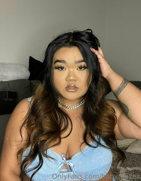 babymazex ヌード女優 写真