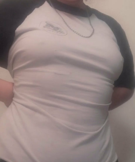 veryprettykittykat モデル 画像