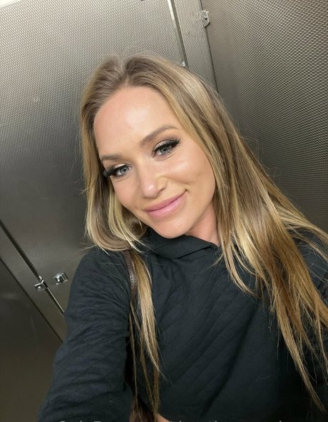 theathenaanderson アートモデル 写真