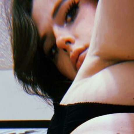 cailythecat xxxモデル 写真