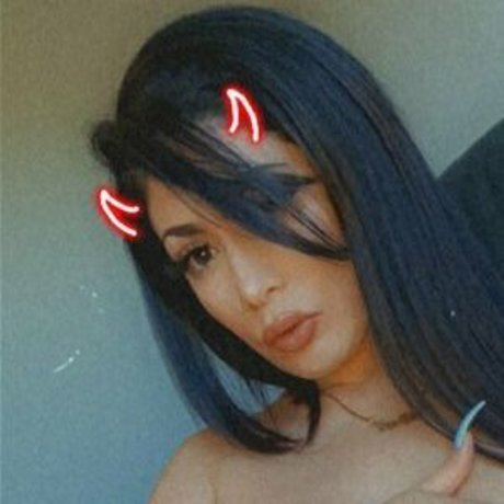 ハンズオンリーファン ヌード 写真