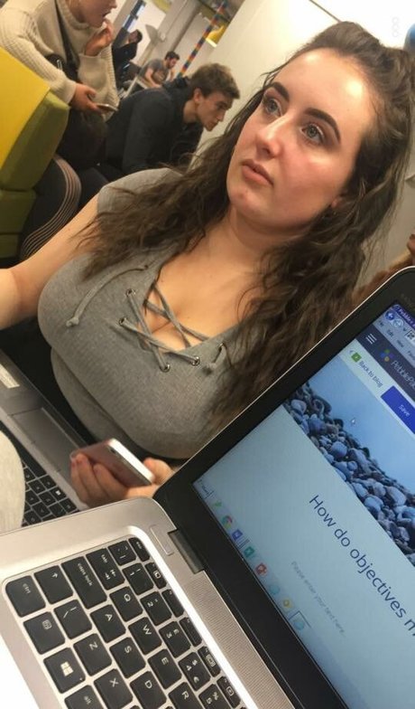 張りのあるおっぱいOnlyFans 無料 写真