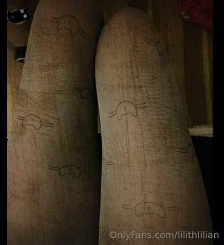 lilithlilian ポルノスター 写真