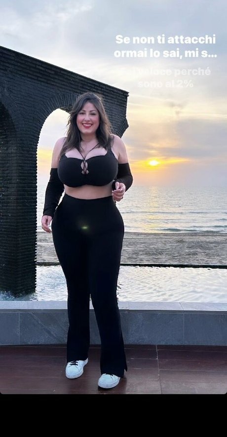 Jolanda Tummolillo top profile image