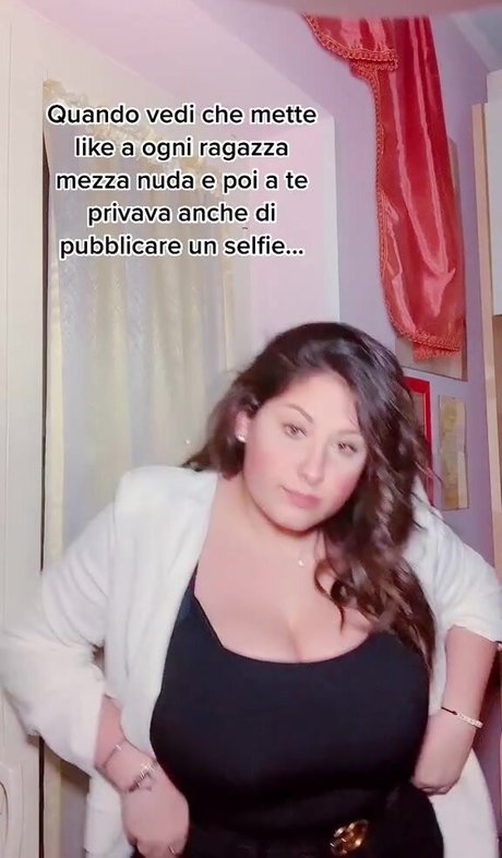 Jolanda Tummolillo エロティックなスター 写真