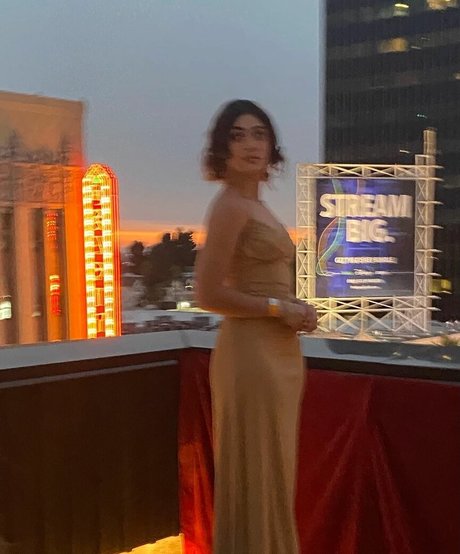 トップレスビーチOnlyFans 裸 写真