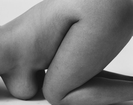 Paige Mary Grace アートモデル 画像