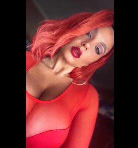 アジアンDP OnlyFans セクシー裸 写真