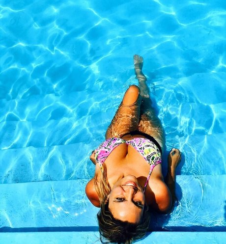 ティーンプッシーOnlyFans セクシー ギャラリー