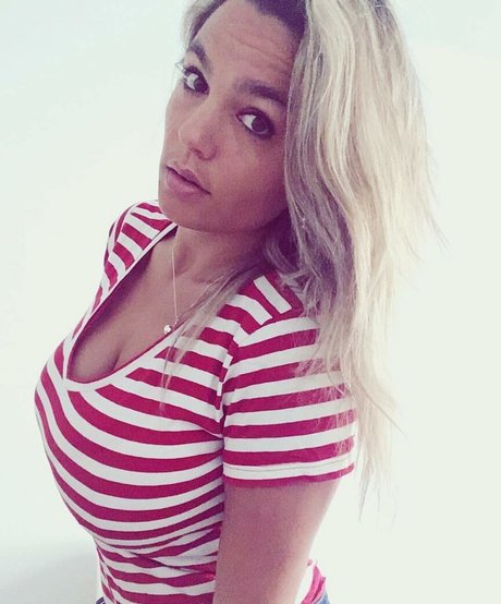 花嫁オンリーファン 無料裸 アーカイブ