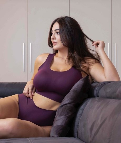 Paola Torrente ポルノスター 写真