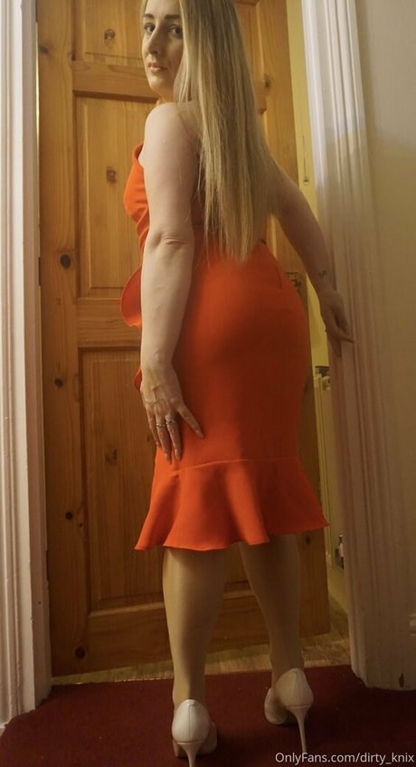 アジア人のタトゥー OnlyFans セクシーxxx アーカイブ