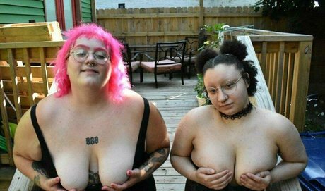 巨乳とお尻のOnlyFans 素敵 ギャラリー