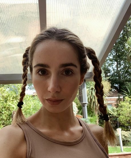 シーメールランジェリーOnlyFans ホットヌード 写真