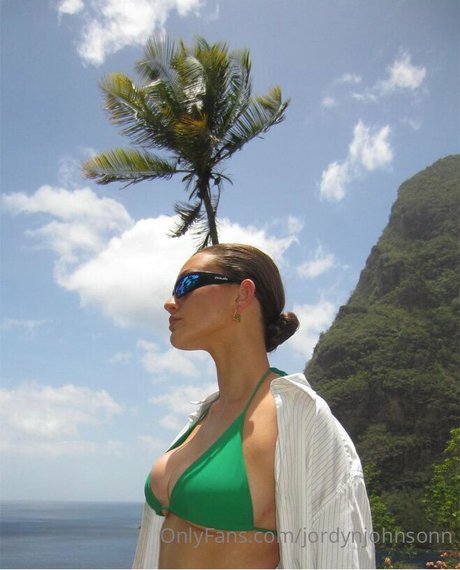 膨らみ OnlyFans 可愛い 写真